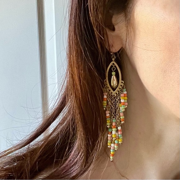 Vintage Boho dangling beaded earrings - Picture 3 of 3